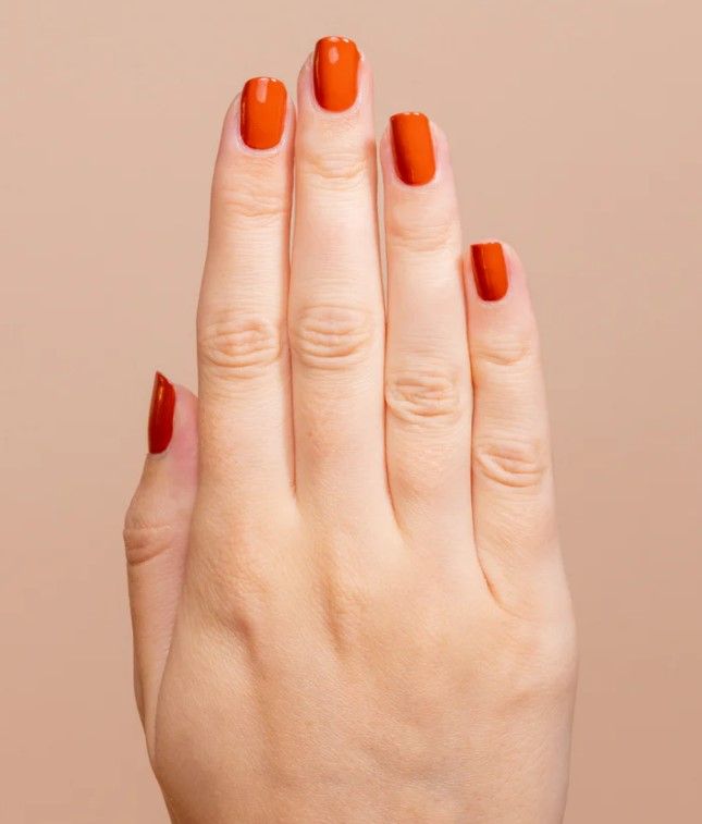 Give your nails a pumkin spice makeover