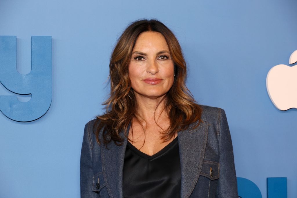 Mariska Hargitay looks smart in blue suit red carpet appearance 
