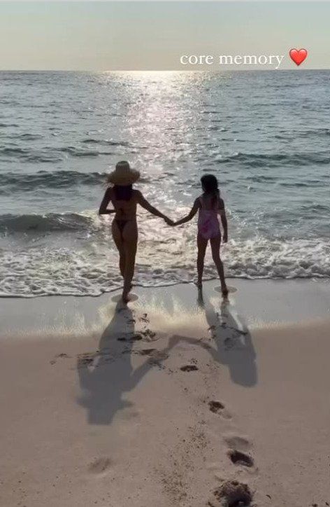 jenna dewan and daughter everly beach mexico