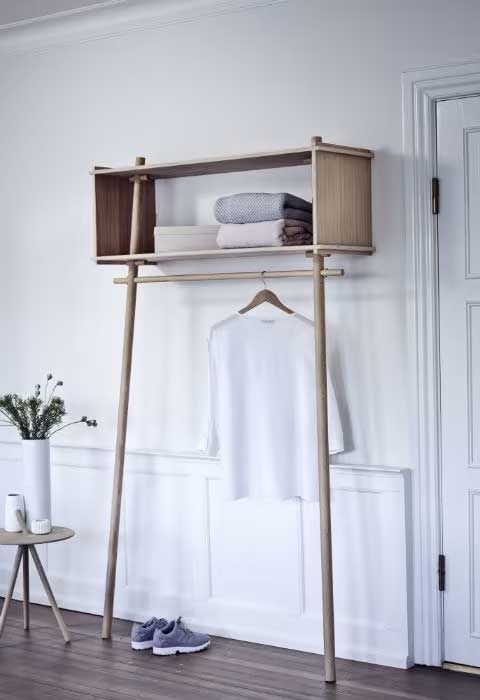 Bedroom clothes rack