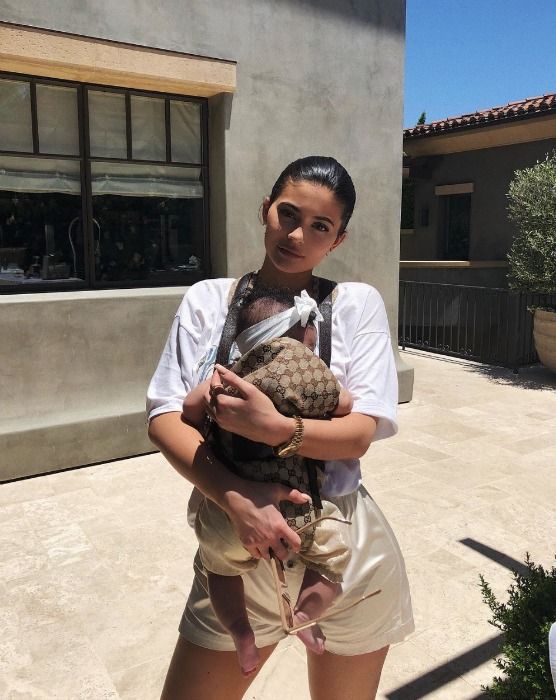 kylie jenner baby carrier