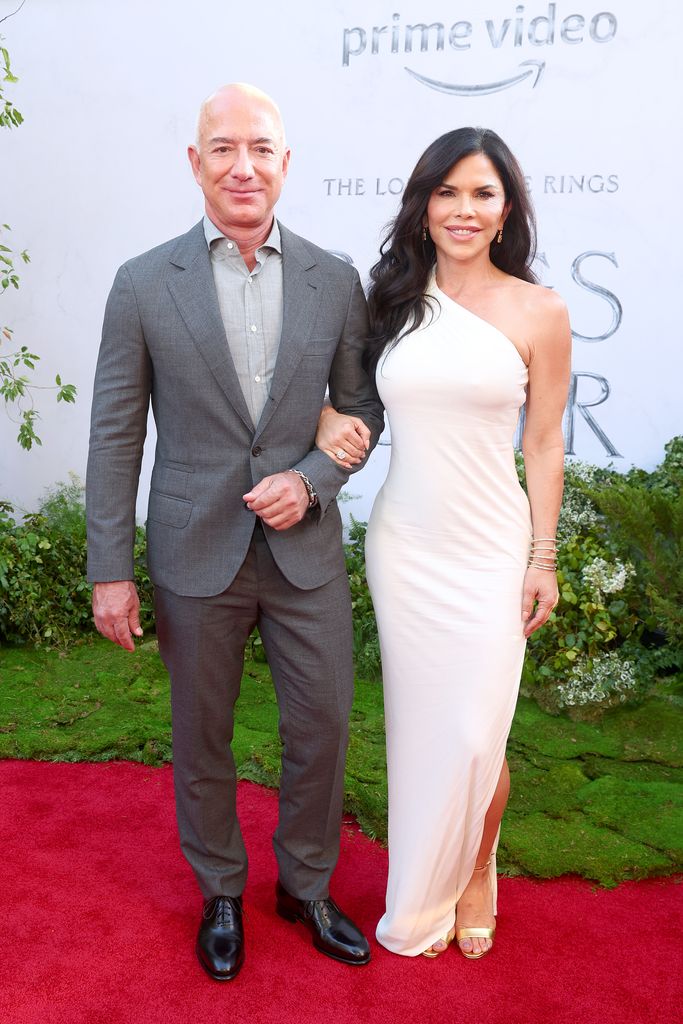 Lauren Sanchez and Jeff Bezos at Lord of the Rings: The Rings of Power premiere in 2022