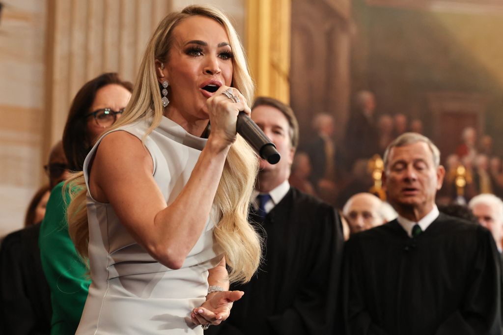 Carrie Underwood singing America the Beautiful