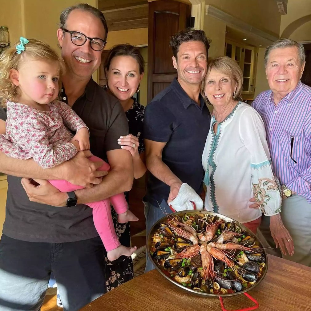 Photo shared by Ryan Seacrest on Instagram with his parents Connie and Gary, his sister Meredith, her husband Jimmy and their daughter Flora