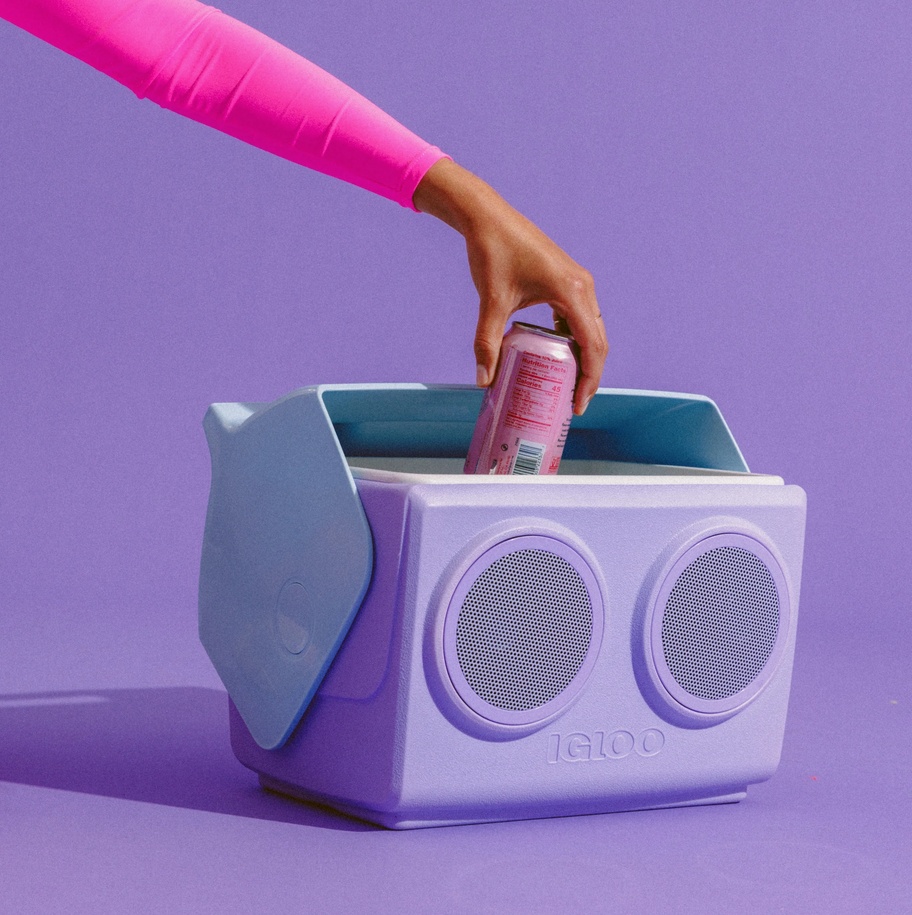 Igloo Kool Tunes Cooler with Bluetooth Speakers