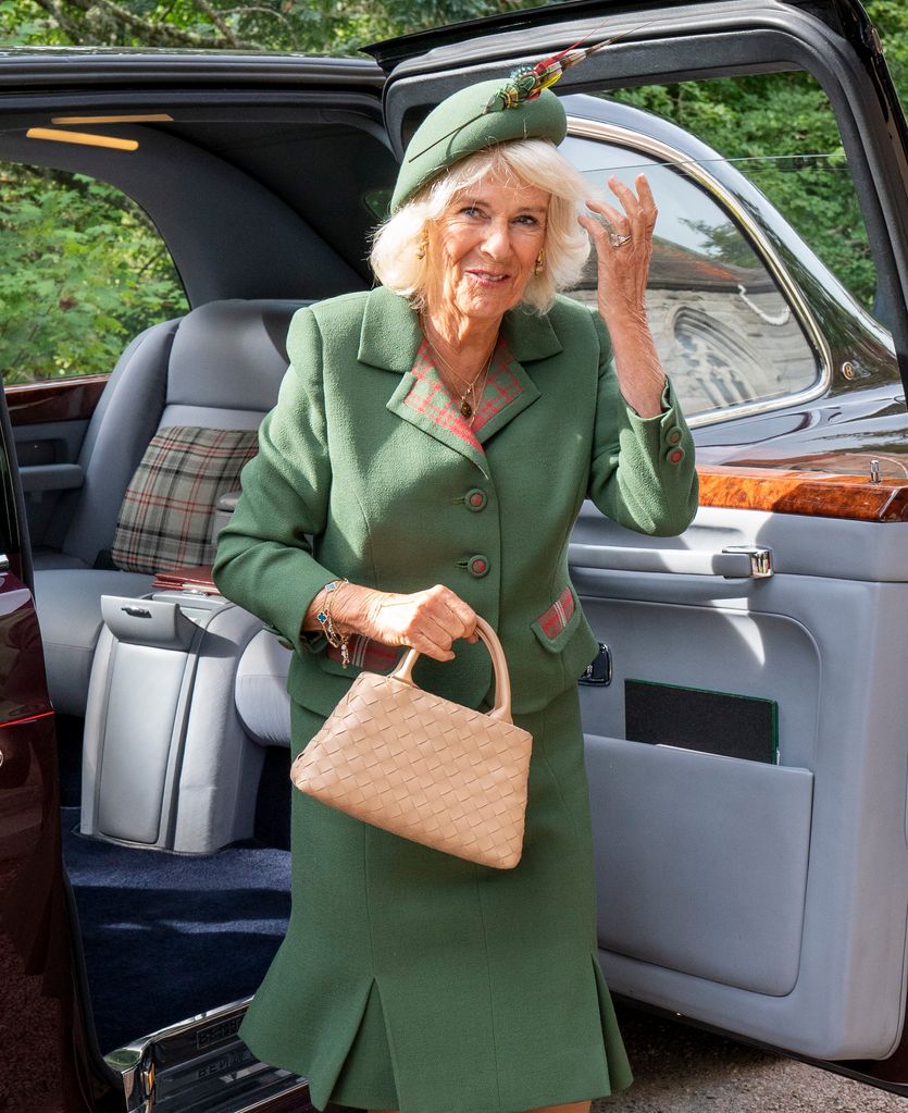 The Queen arrived wearing green at Craithe Kirk on Sunday
