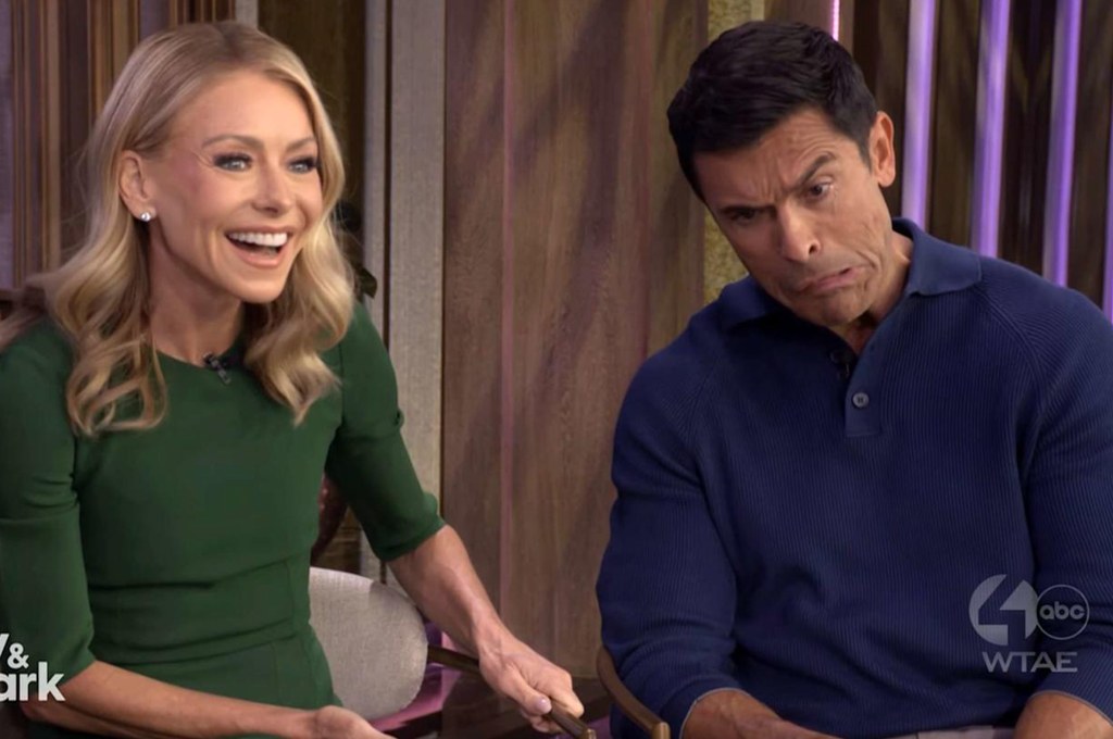 Mark Consuelos navy shirt and Kelly Ripa green dress
