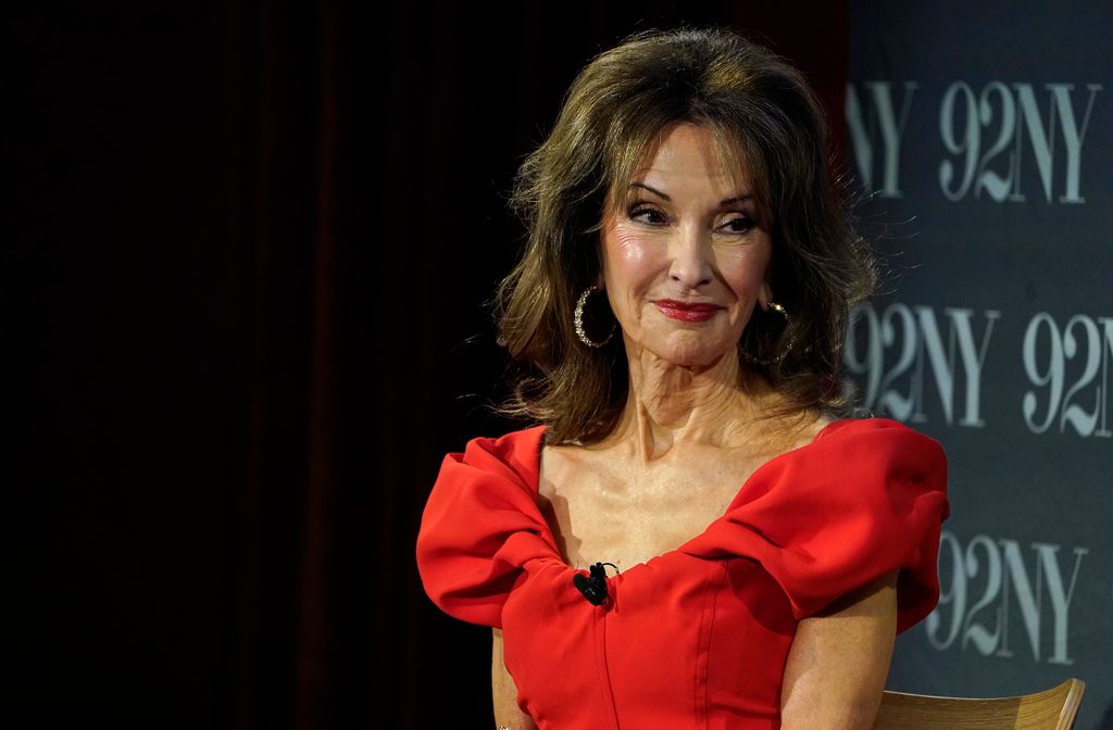 Susan Lucci parle lors de la conversation Susan Lucci avec Joan Lunden lors de la Lucci au 92NY le 3 février 2026 à New York.