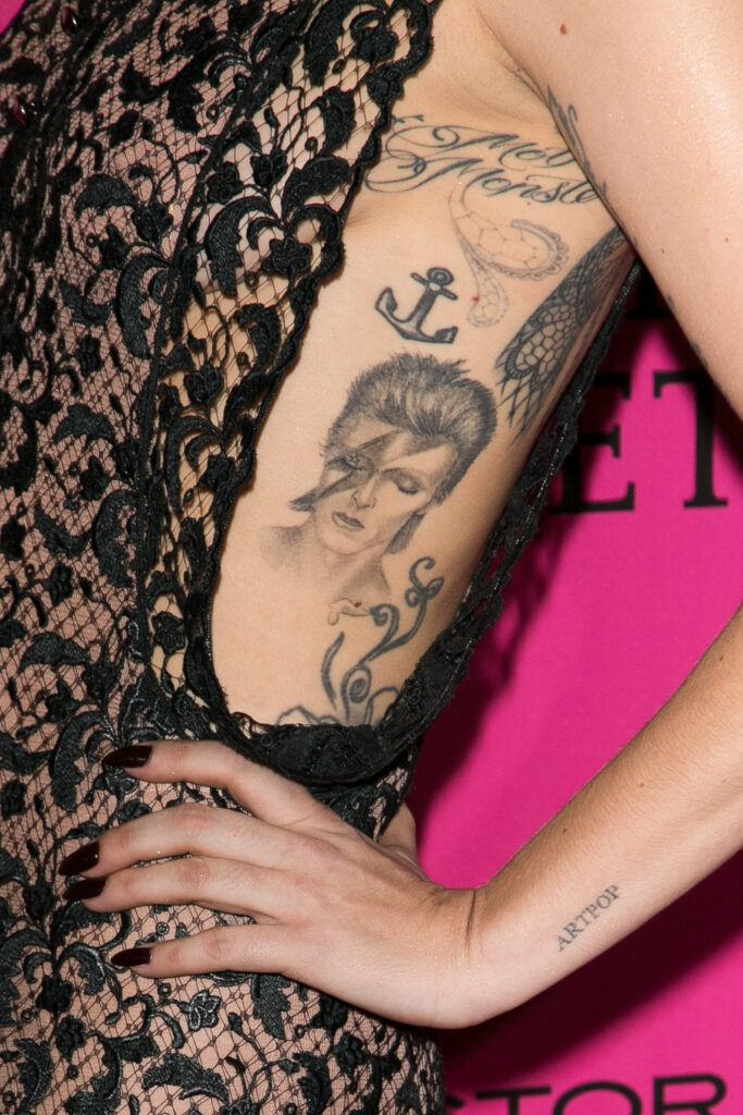 Gaga has a David Bowie tattoo 