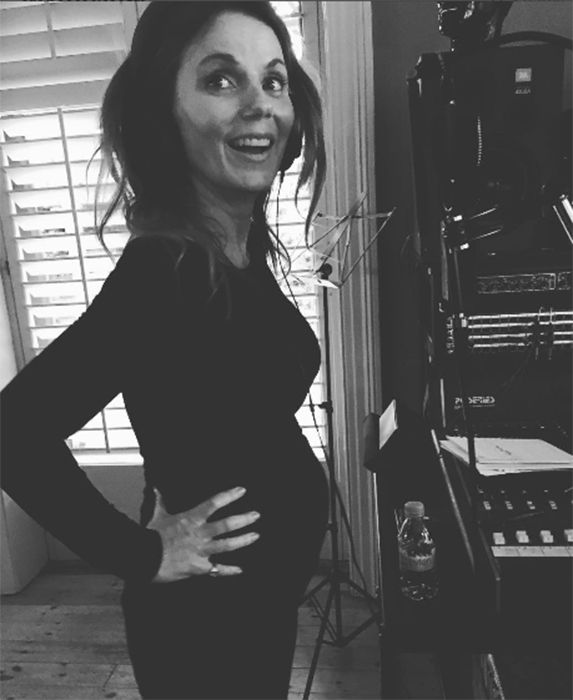 Geri Halliwell and her baby bump in the recording studio