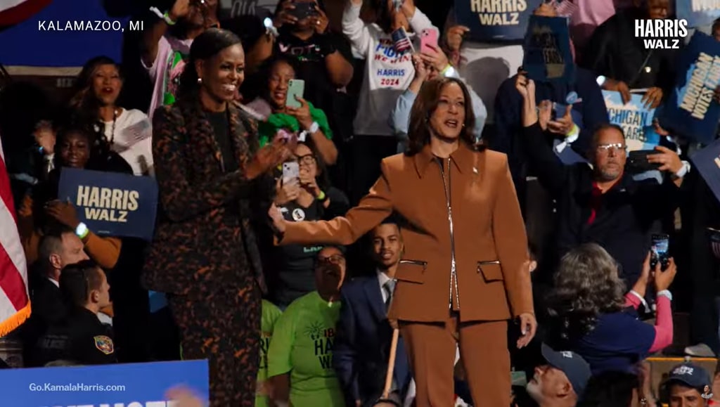 Michelle Obama and Kamala Harris in Michigan 