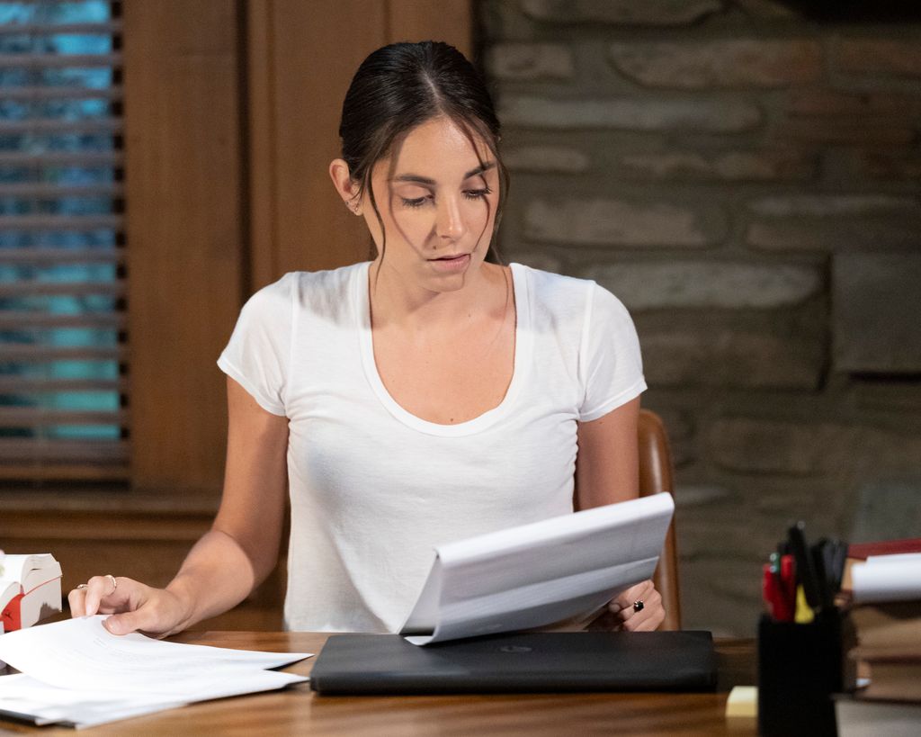 Molly (played by Kristen Vaganos) in a scene from General Hospital  