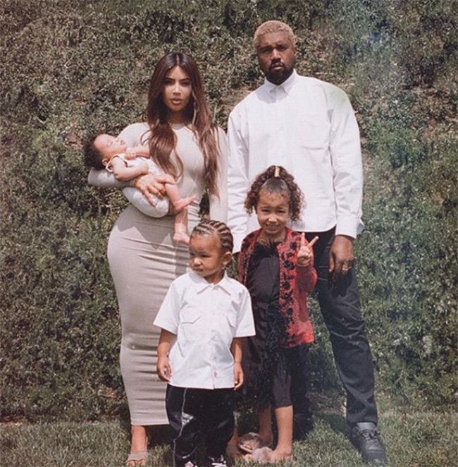 kim kardashian family photo easter 2018