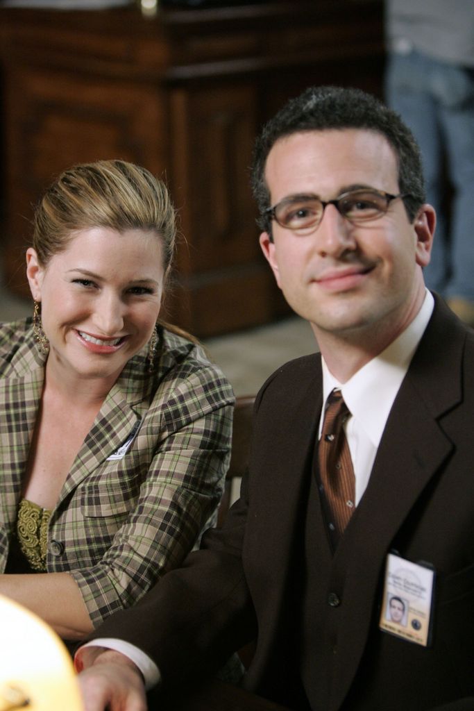 Kathryn Hahn as Lily Lebowski, Ethan Sandler as ADA Jeffery Brandau in Crossing Jordan 