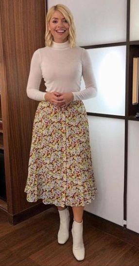 holly willoughby floral skirt