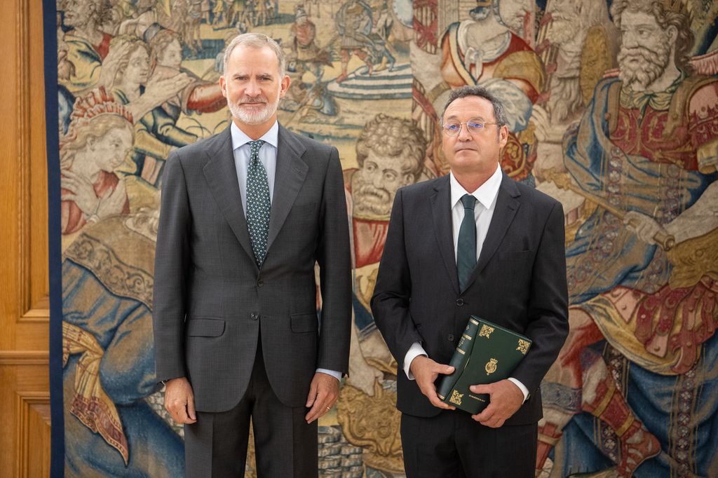 King Felipe with Attorney General Alvaro Garcia Oritz