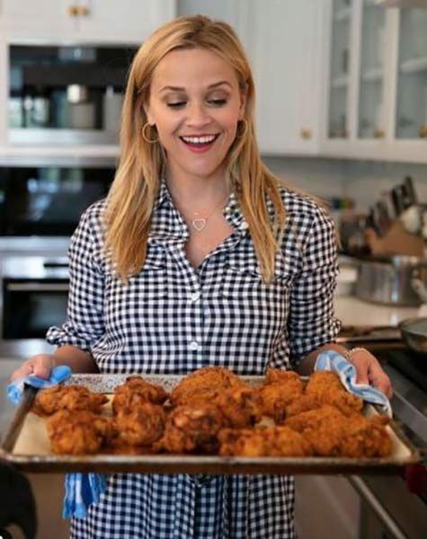 reese witherspoon fried chicken