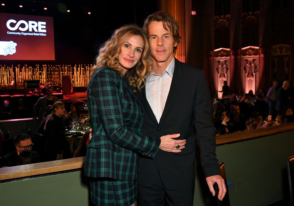 Julia Roberts and Danny Moder have been married since 2002