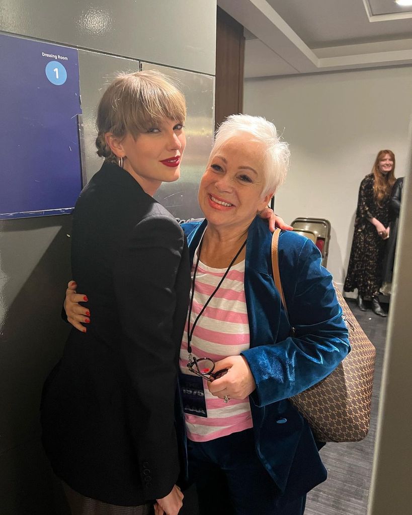 Taylor Swift and Denise Welch backstage at the 1975 gig in London in 2023