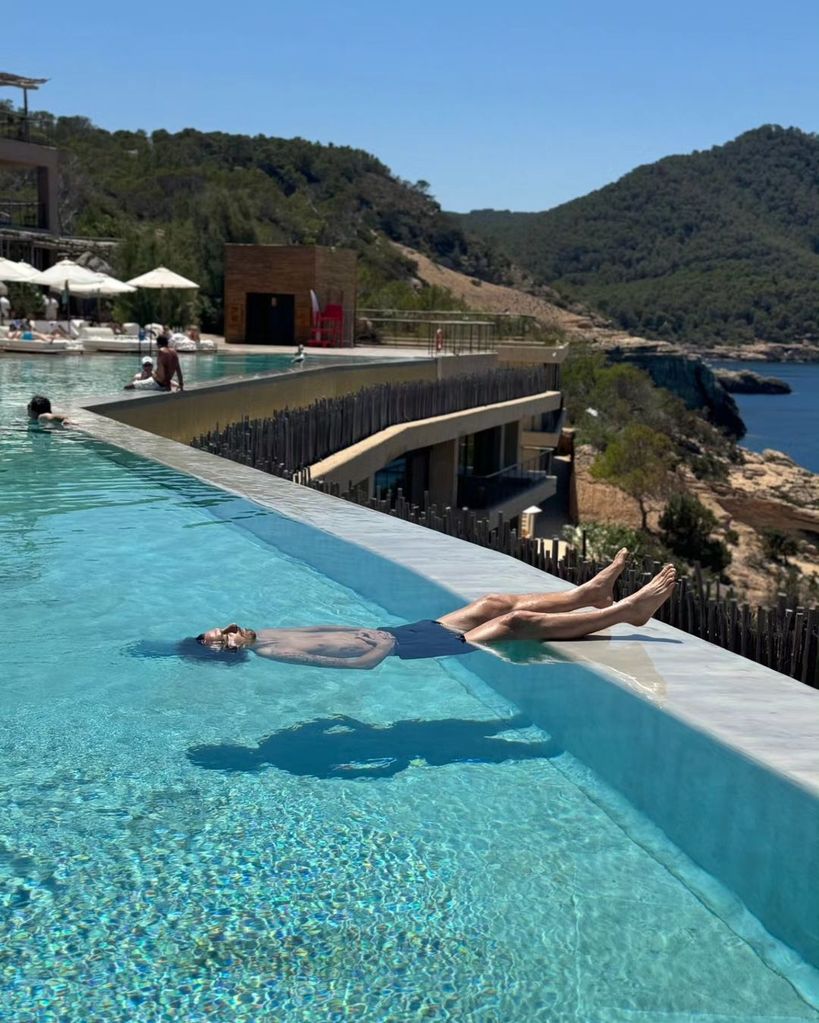 Zlatan Ibrahimović floating in a swimming pool