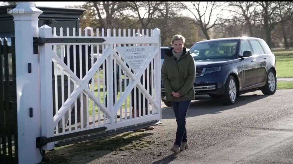 Duchess sophie outside in jeans and khaki coat