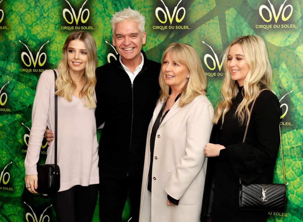 phillip schofield with wife and daughters cirque du soleil