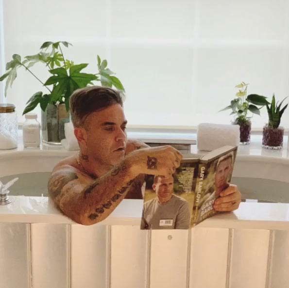 Robbie Williams london rental bathroom