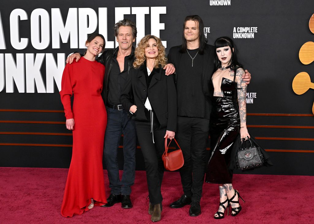 Kevin Bacon and his family: red carpet appearance