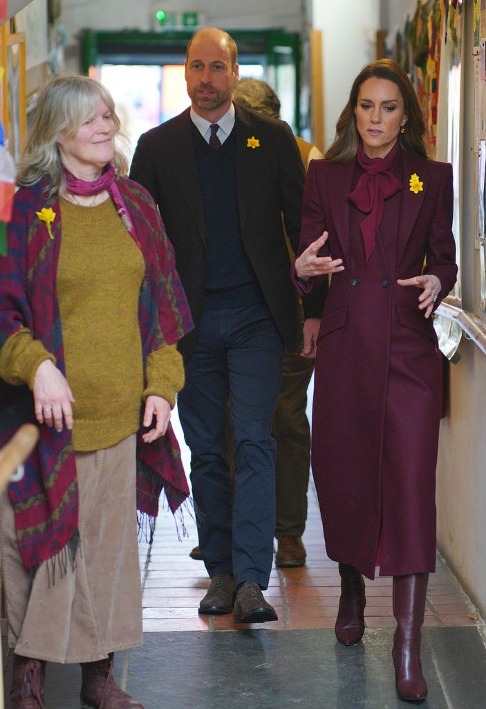 La princesse portait un manteau Alexander McQueen