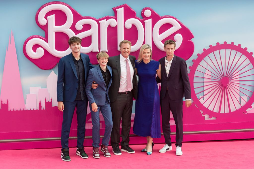 Will Ferrell e sua família assistem à estreia europeia de Barbie no Cineworld Leicester Square, Londres