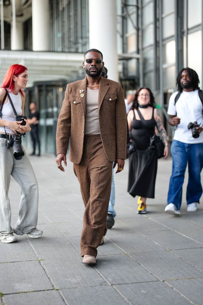  Adekunle Gold