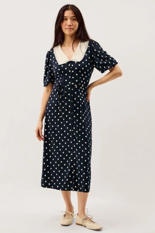 La princesse Sophie de Prusse réinvente la tenue la plus « ludique » de Kate Middleton 3 Cette robe Monsoon fait un doux clin d'œil au modèle Alessandra Rich de Kate et Sophie.