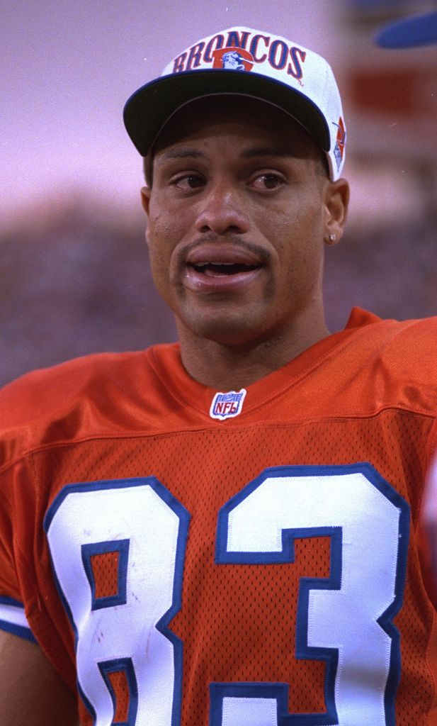 Anthony Miller, WR for the Denver Broncos, on the sideline before a 1995 preseason game against the San Francisco 49ers