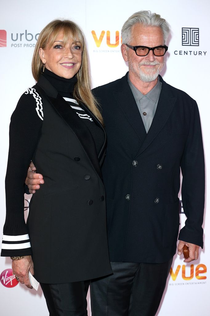 Où est maintenant le détective des années 70 Eddie Shoestring ? Ce que Trevor Eve a fait ensuite 2 Sharon Maughan et son mari Trevor Eve lors d'une première