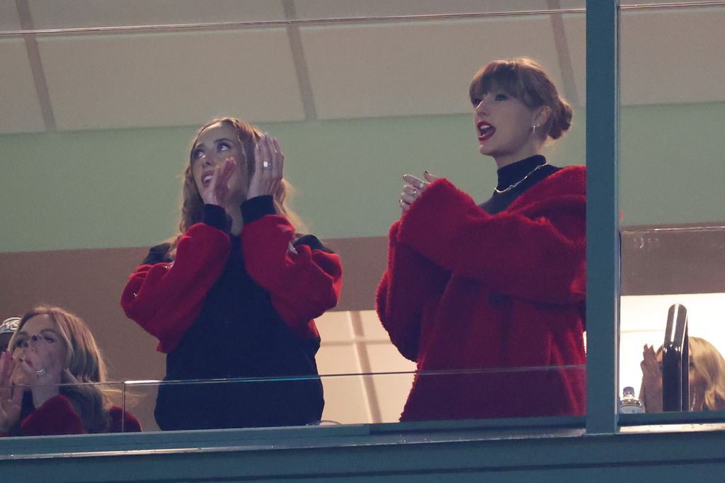 Brittany Mahomes and Taylor Swift react during the game between the Kansas City Chiefs and the Green Bay Packers 