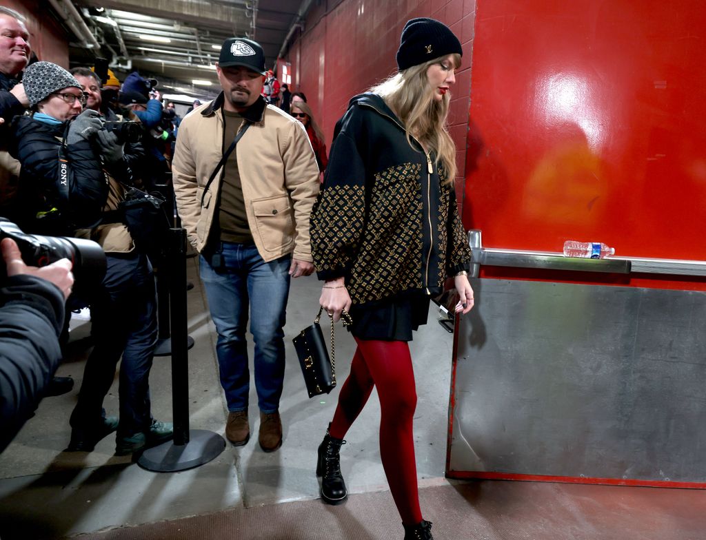 Taylor Swift enters the Kansas City Chiefs v Buffalo Bills, AFC Championshi game