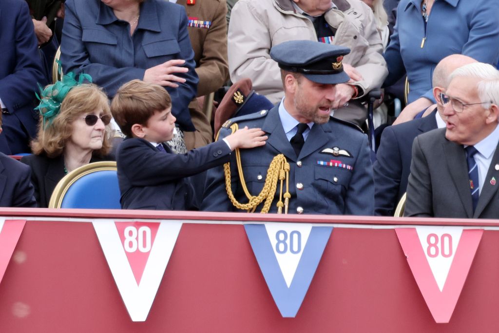 Prince Louis gave his father a helping hand