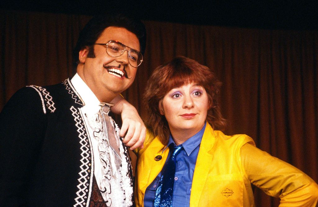 Geoffrey Durham posant avec Victoria Wood