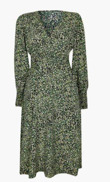 Loose Women's Andrea McLean's floaty floral dress is her dreamiest look ...