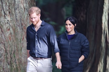 Meghan Markle fans baffled by strange belt on hike - as many speculate it's  a weight loss aid