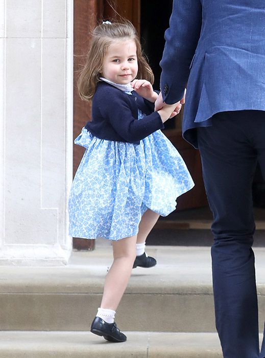 princess charlotte meets royal baby