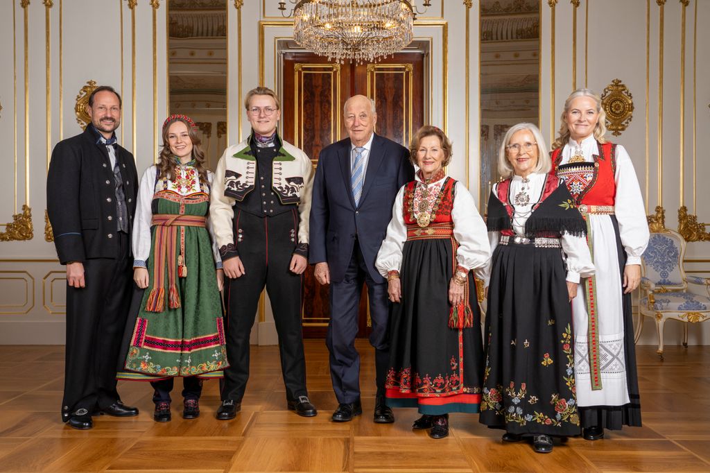 The Norwegian royal family in national dress