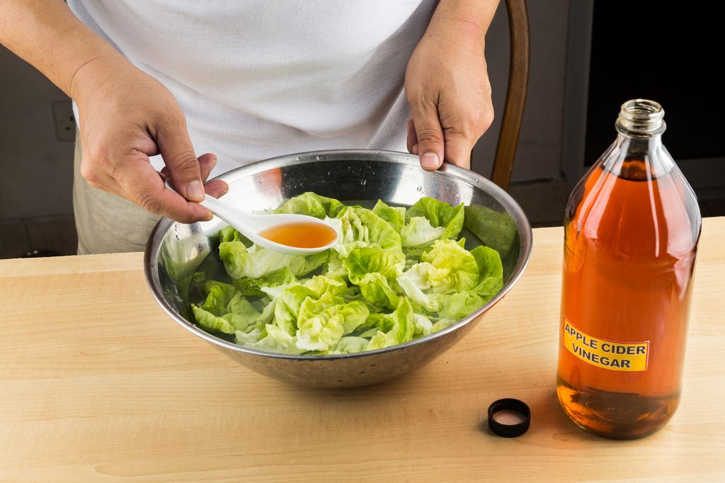 Apple cider vinegar can be used as a salad dressing