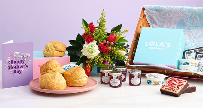 lolas postal hamper