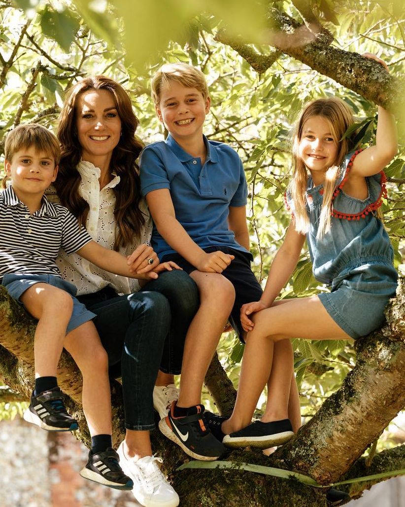 Kate Middleton with her three children Princess Charlotte, Prince George and Prince Louis