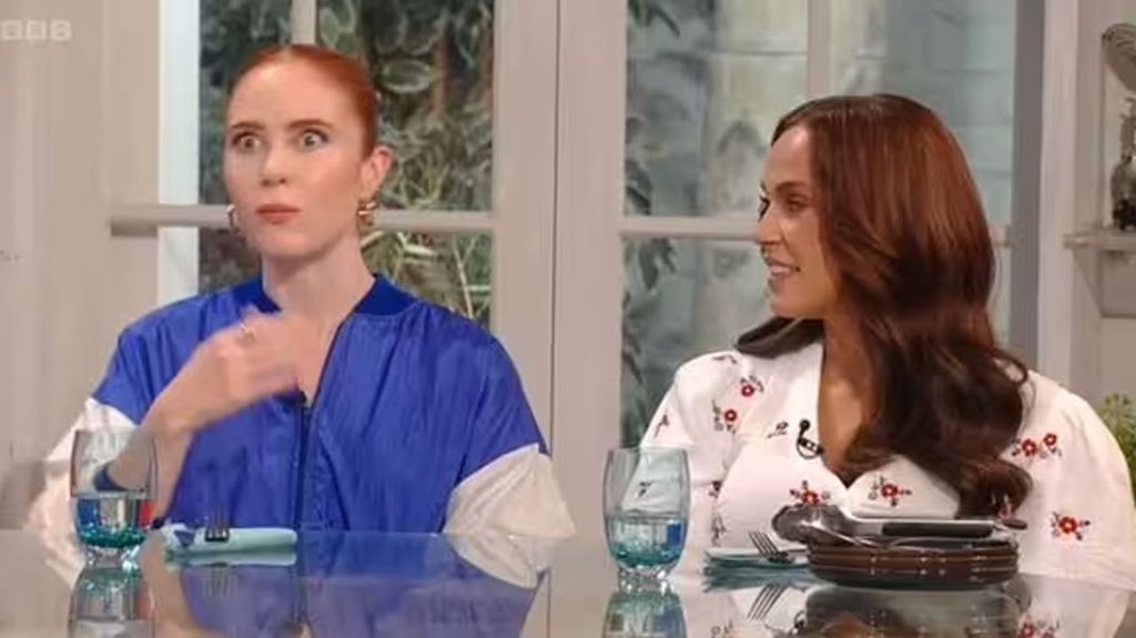 Angela and Vicky Pattison were on the show to talk about their new podcast Get A Grip