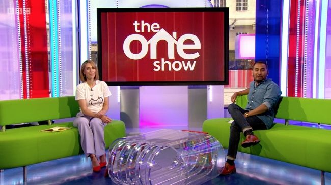 The One Show: Alex Jones' bargain Marks & Spencer trousers are SO chic ...