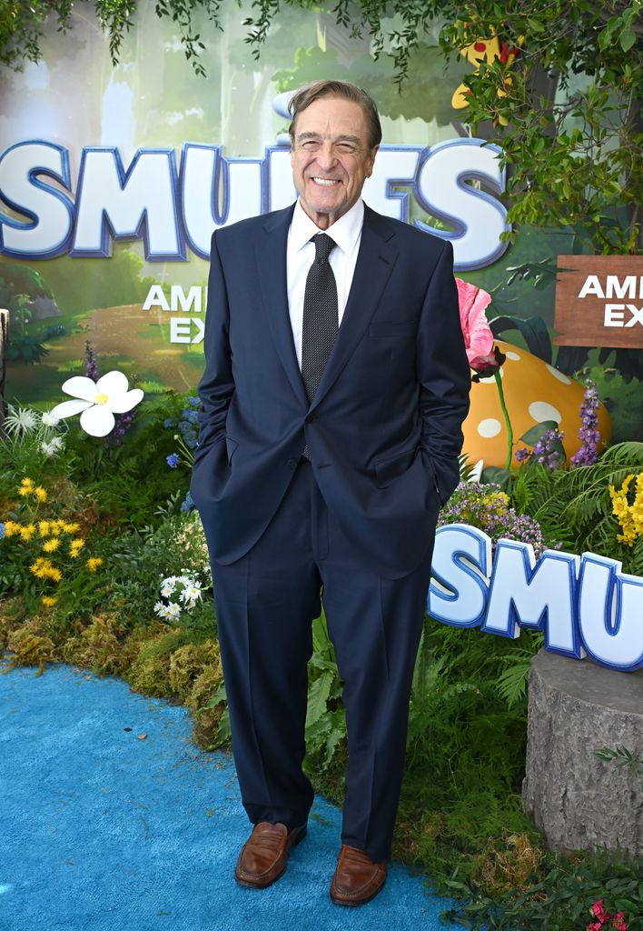 john goodman smurfs premiere