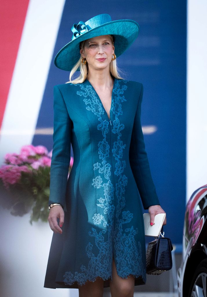 Seluruh ansambel Lady Gabriella Windsor sangat cantik