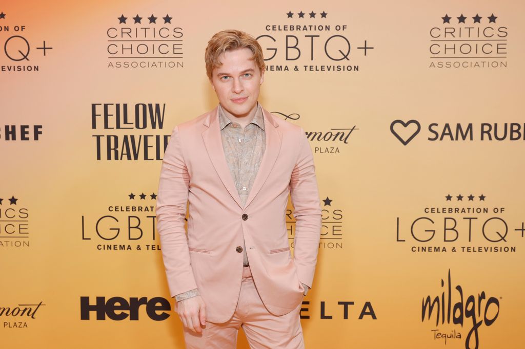 ronan farrow criticis choices